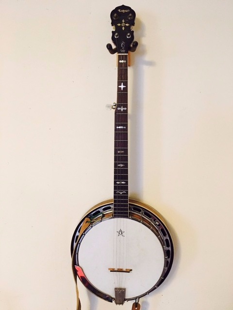 Lotus Banjo